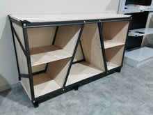 Carica l'immagine nel visualizzatore di Gallery, Tavolo