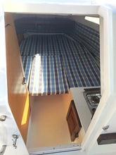 Carica l'immagine nel visualizzatore di Gallery, Aquamar Baia 20 motorizzata Suzuki DF40