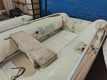 Carica l'immagine nel visualizzatore di Gallery, Gommone RAY 400 PVC paiolato in alluminio