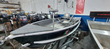 Carica l&#39;immagine nel visualizzatore di Gallery, Canadian 420 Pike Boat
