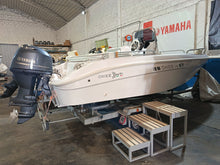 Carica l&#39;immagine nel visualizzatore di Gallery, Orizzonti Chios17 motorizzata Yamaha F40HETL
