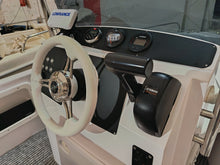 Carica l&#39;immagine nel visualizzatore di Gallery, Orizzonti Chios17 motorizzata Yamaha F40HETL
