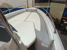 Carica l&#39;immagine nel visualizzatore di Gallery, Orizzonti Chios17 motorizzata Yamaha F40HETL
