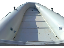 Carica l'immagine nel visualizzatore di Gallery, Eurovinil Atlantis 370
